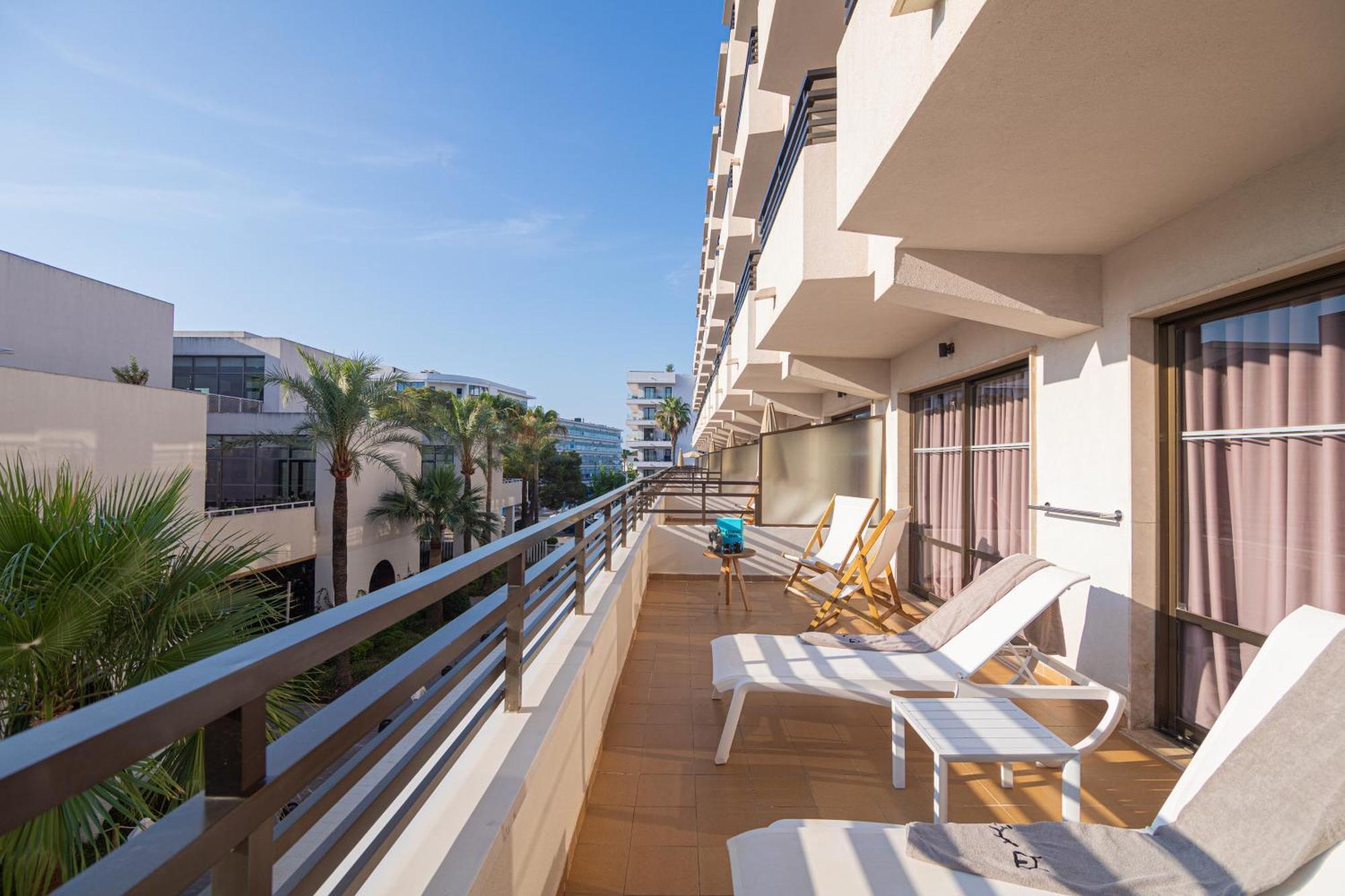 Innside By Melia Alcudia Port de Alcudia  Exterior photo